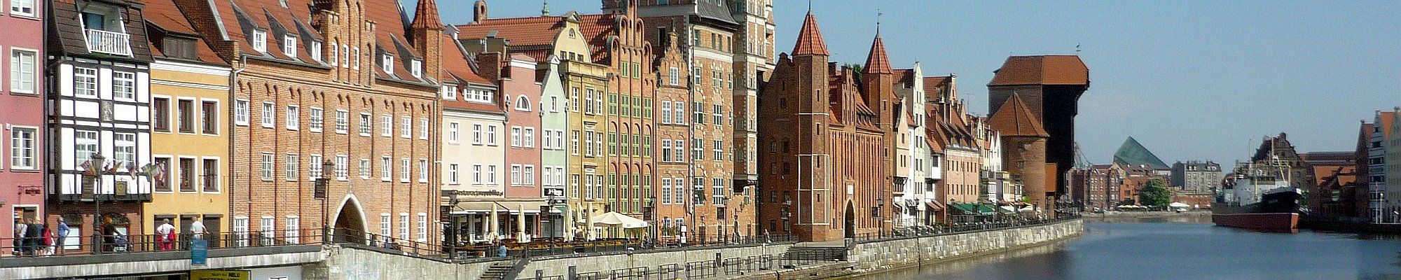 Danzig - Mottlaupromenade mit Krantor - Partner-Reisen - Reisen nach Ostpreußen, in das Baltikum, nach Russland und Polen