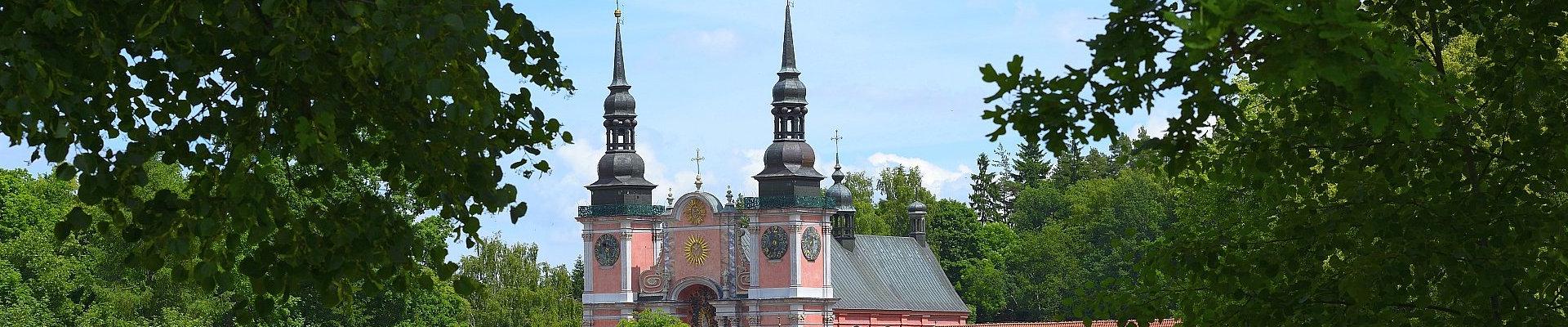 Heilige Linde in Masueren - Partner-Reisen - Reisen nach Ostpreußen, in das Baltikum, nach Russland und Polen