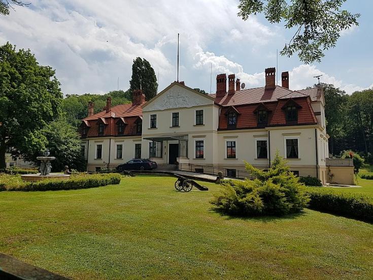 Frühere Sommerresidenz der Kaiserlichen Familie in Cadinen