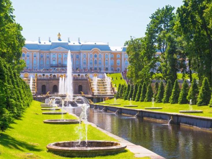 St. Petersburg- Peterhof © scaliger fotolia