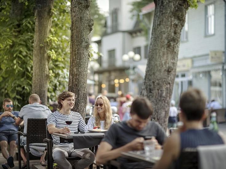Jurmala - Straßencafé
