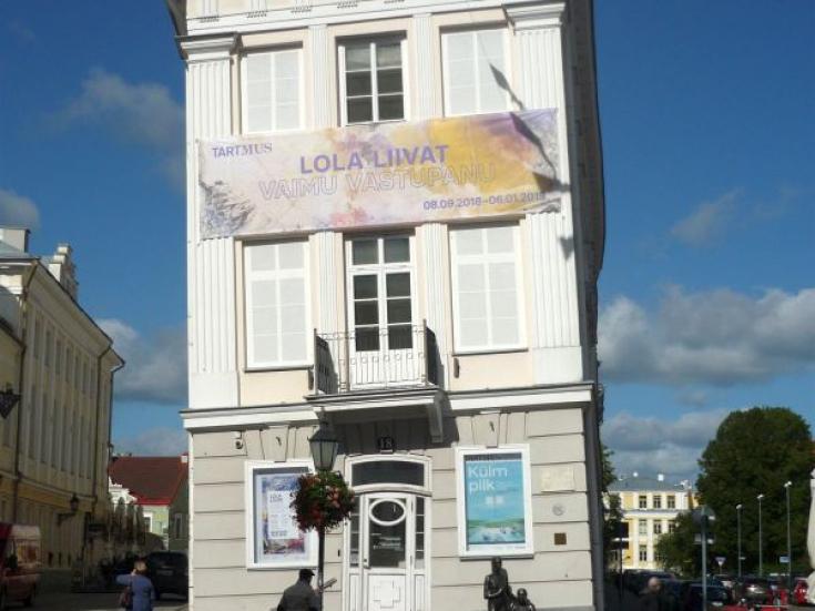 Tartu - Das schiefe Haus