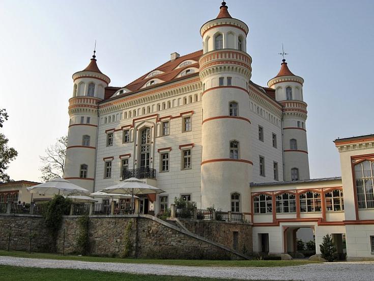 Schloss Hotel Schildau im Hirschberger Tal © Goffrer auf Pixabay