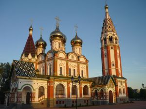 Neue orthodoxe Kirche in Gusev
