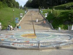 Sonnenuhr in Rauschen