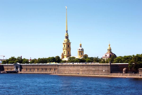 Städtereise nach St. Petersburg - Aristokratin an der Newa
